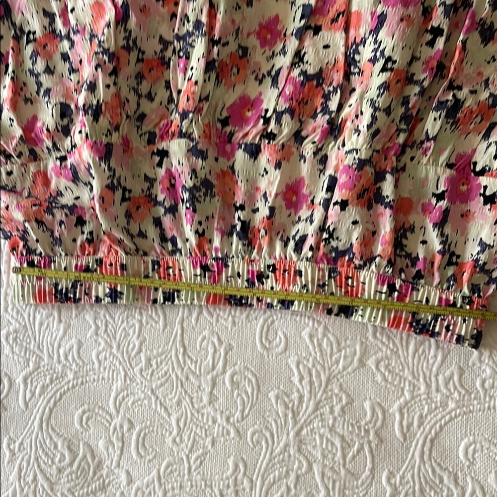 Mini skirt by Universal Thread - Picture 5 of 6